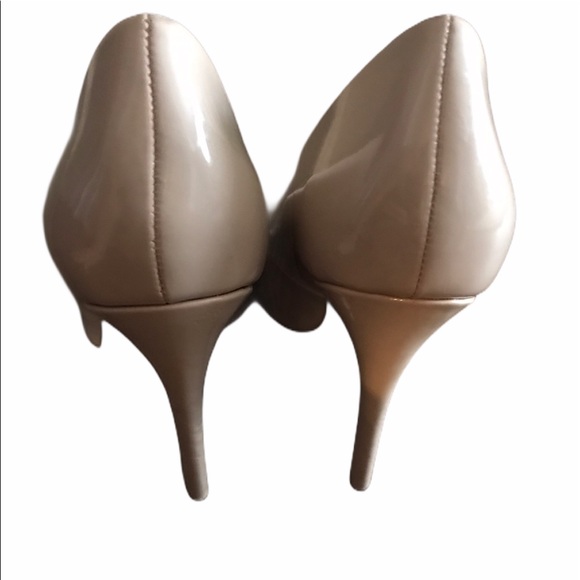 New Nude pumps - Picture 2 of 3